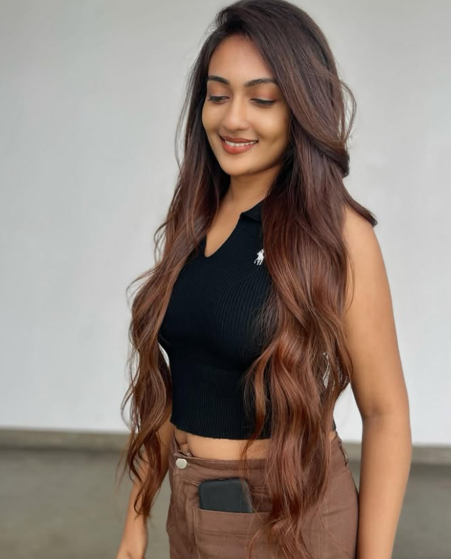 Madushany Perera Height, Age, Family, Biography